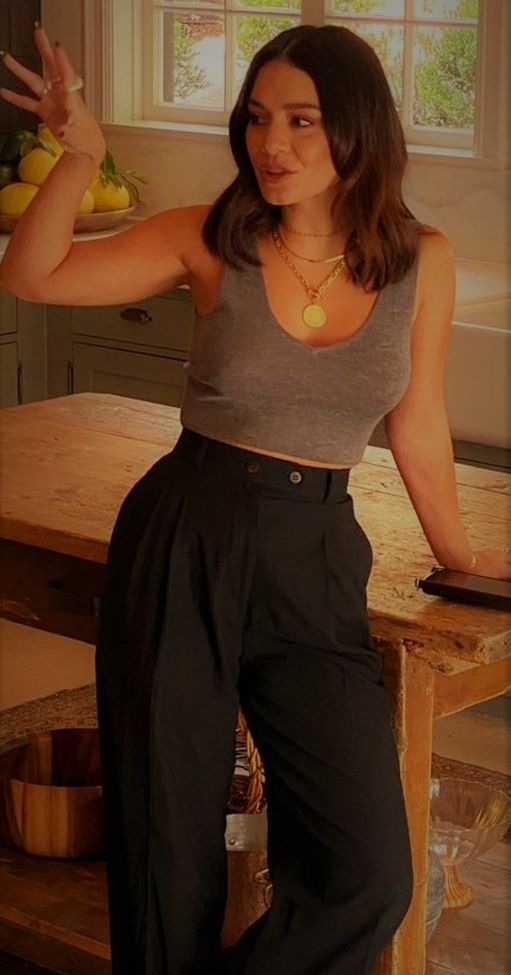 Vanessa Hudgens desnuda #107766083