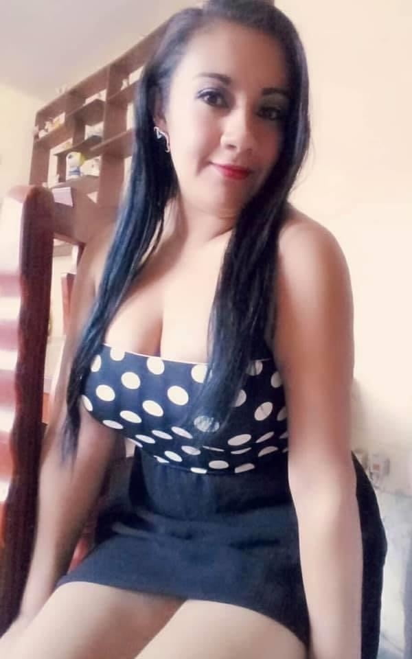 Putita rica #93678552