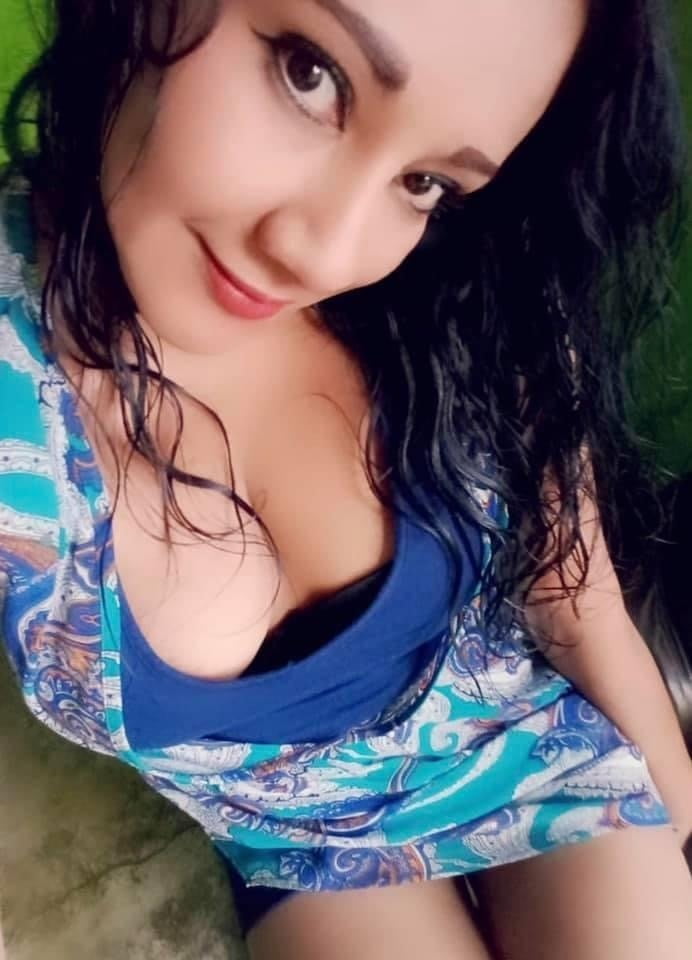 Putita rica #93678560