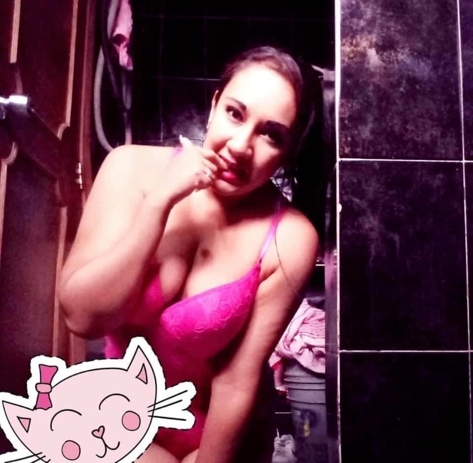 Putita rica #93678564