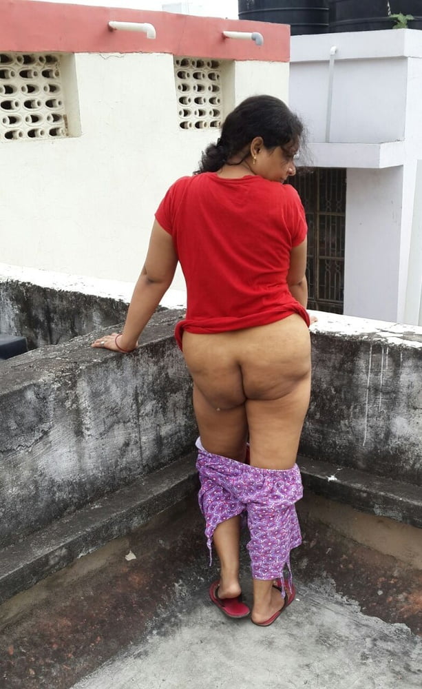 Bhabhi en la terraza
 #99672579