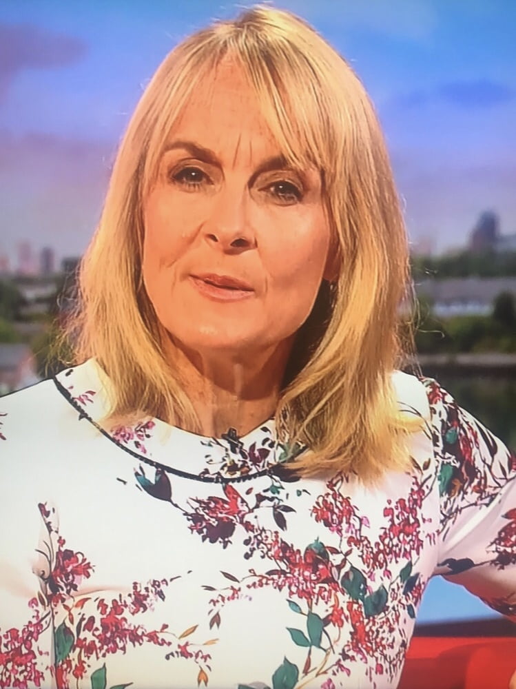 Louise Minchin Cock Teasing Fuckable MILF With Legs On Show #92126088