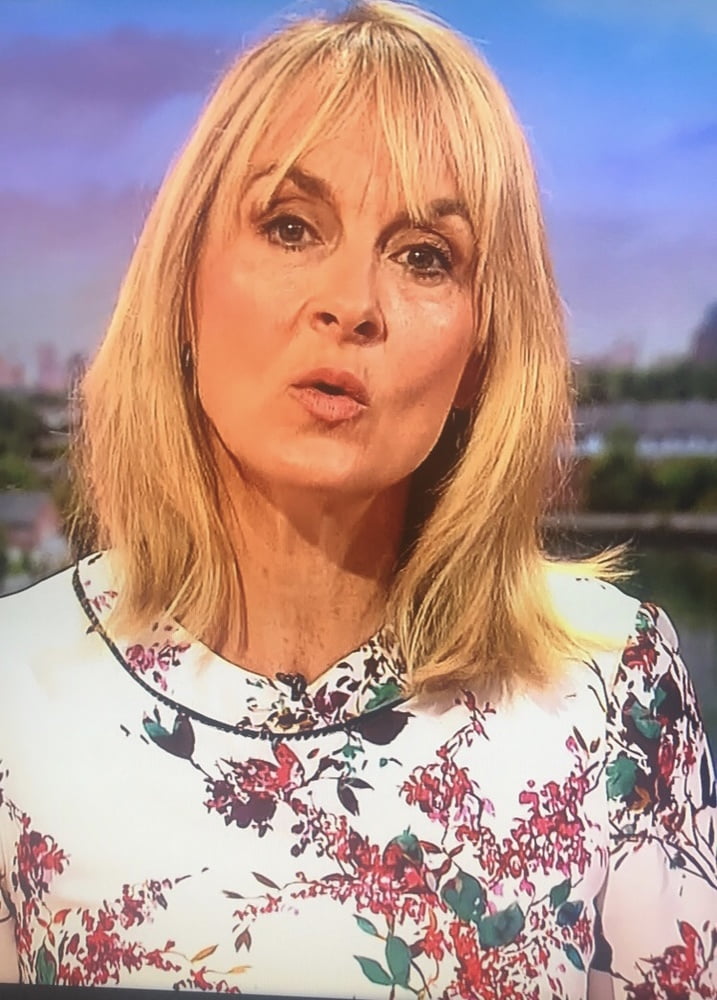 Louise minchin cock teasing fuckable milf with legs on show
 #92126102