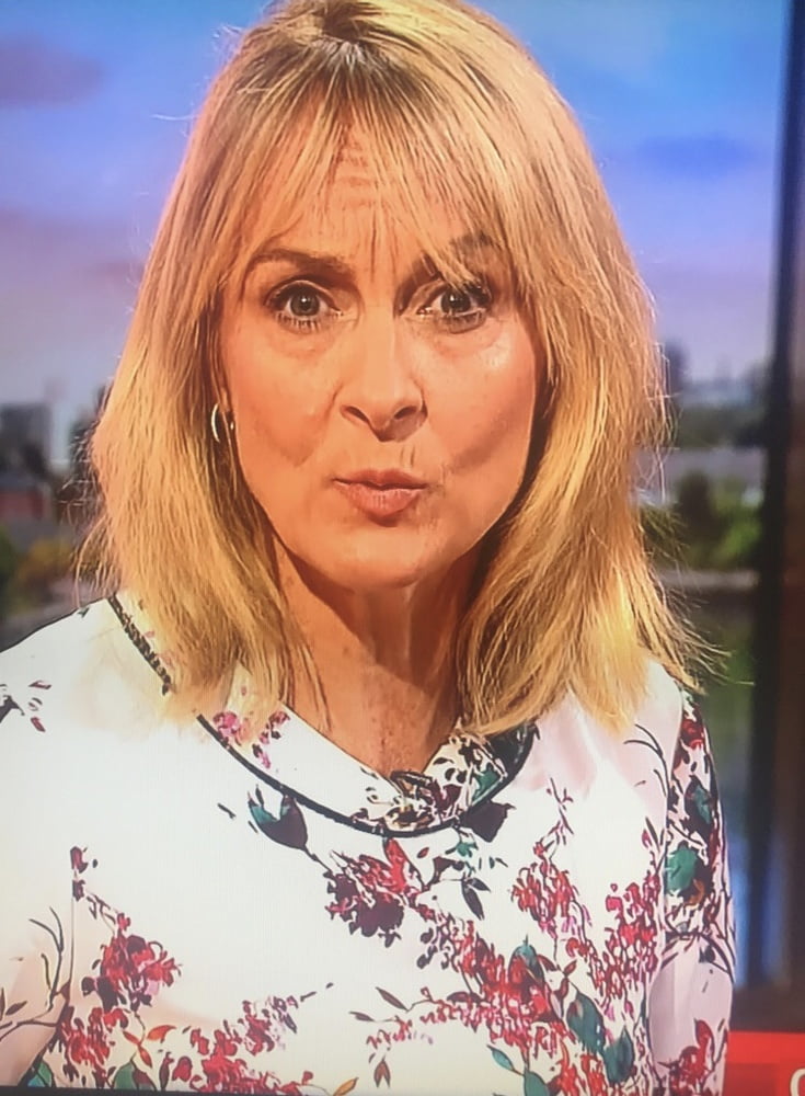 Louise minchin cock teasing fuckable milf with legs on show
 #92126106