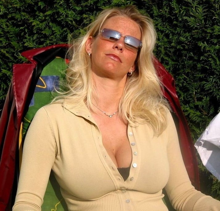 Maduras favoritas
 #91660750