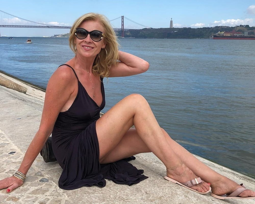 Maduras favoritas
 #91660811