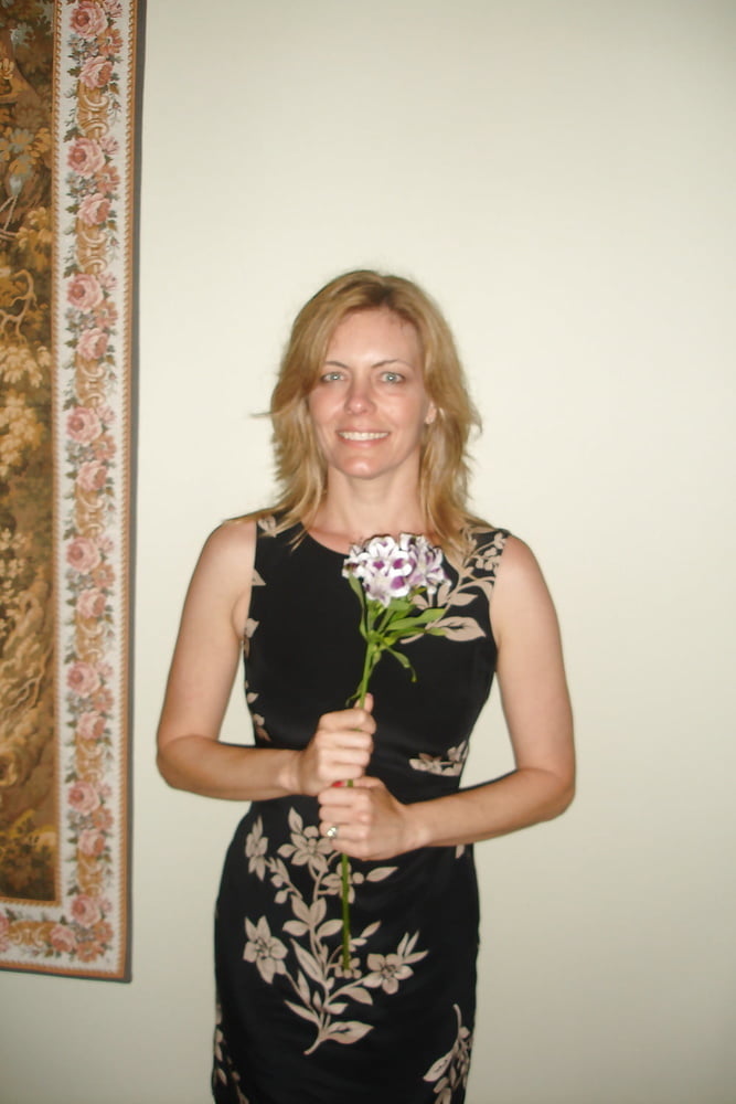 Maduras favoritas
 #91660944