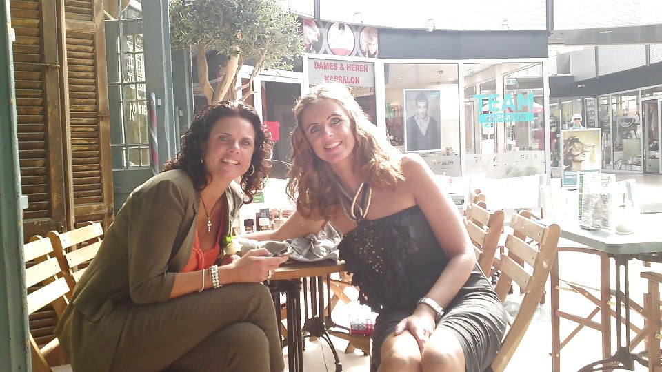 Maduras favoritas
 #91661293