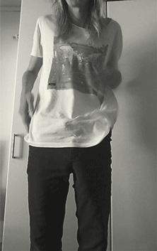 Shemale offenbaren Schwanz
 #96882956