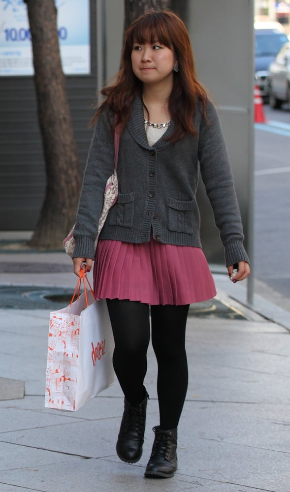 Street Pantyhose - Real Life Asian Cunt in Tights #90000498