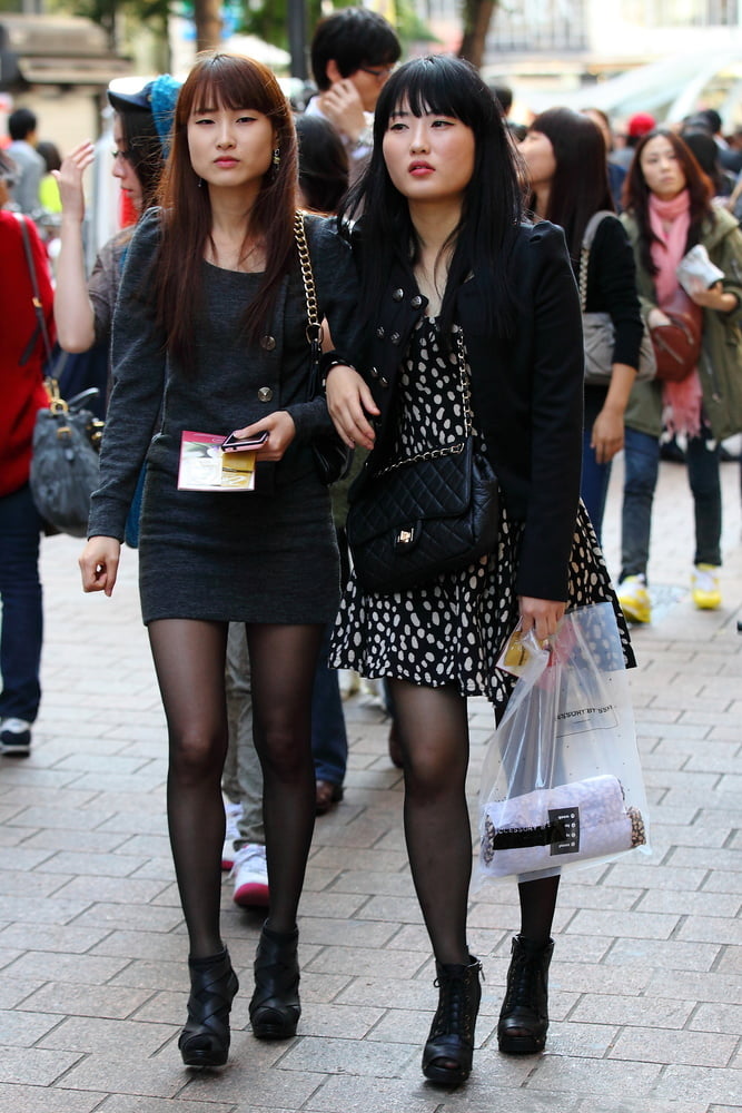 Street Pantyhose - Real Life Asian Cunt in Tights #90000594
