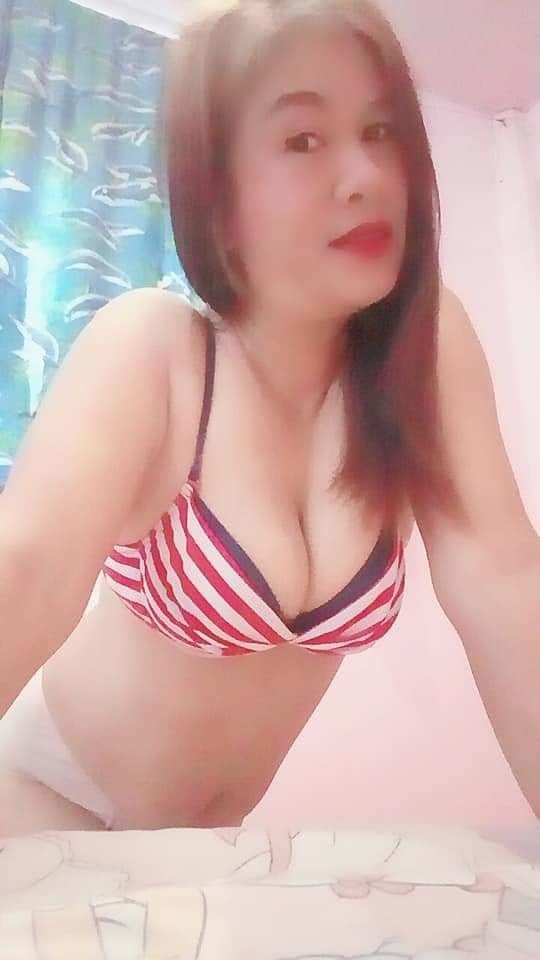 Janda tetek besar #81419132