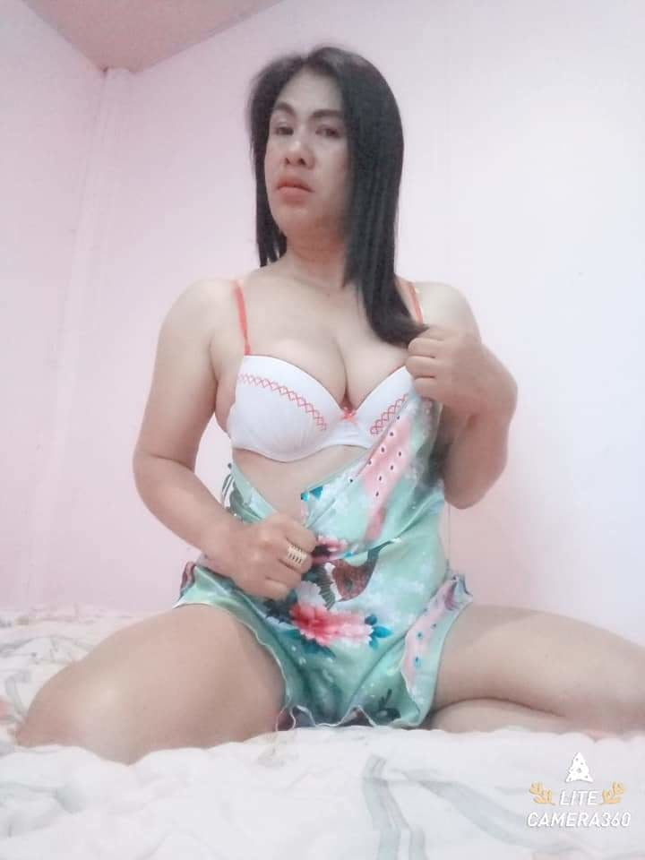 Janda tetek besar #81419171
