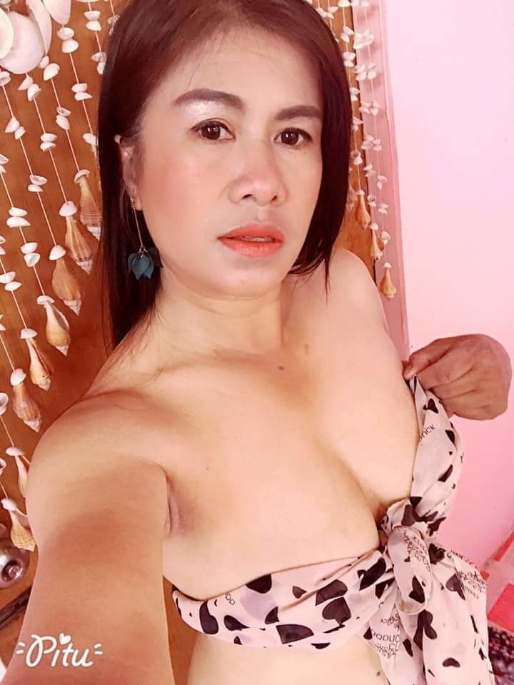 Janda tetek besar #81419228