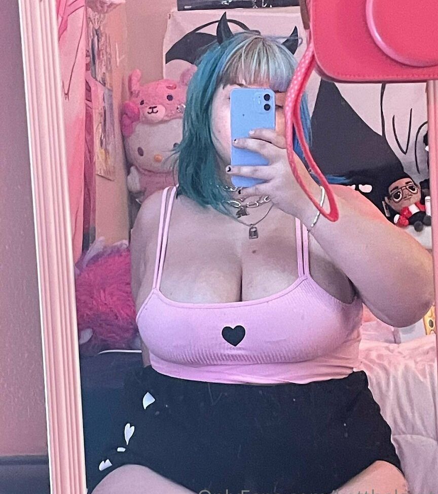 KatTheKunt desnuda #109452383