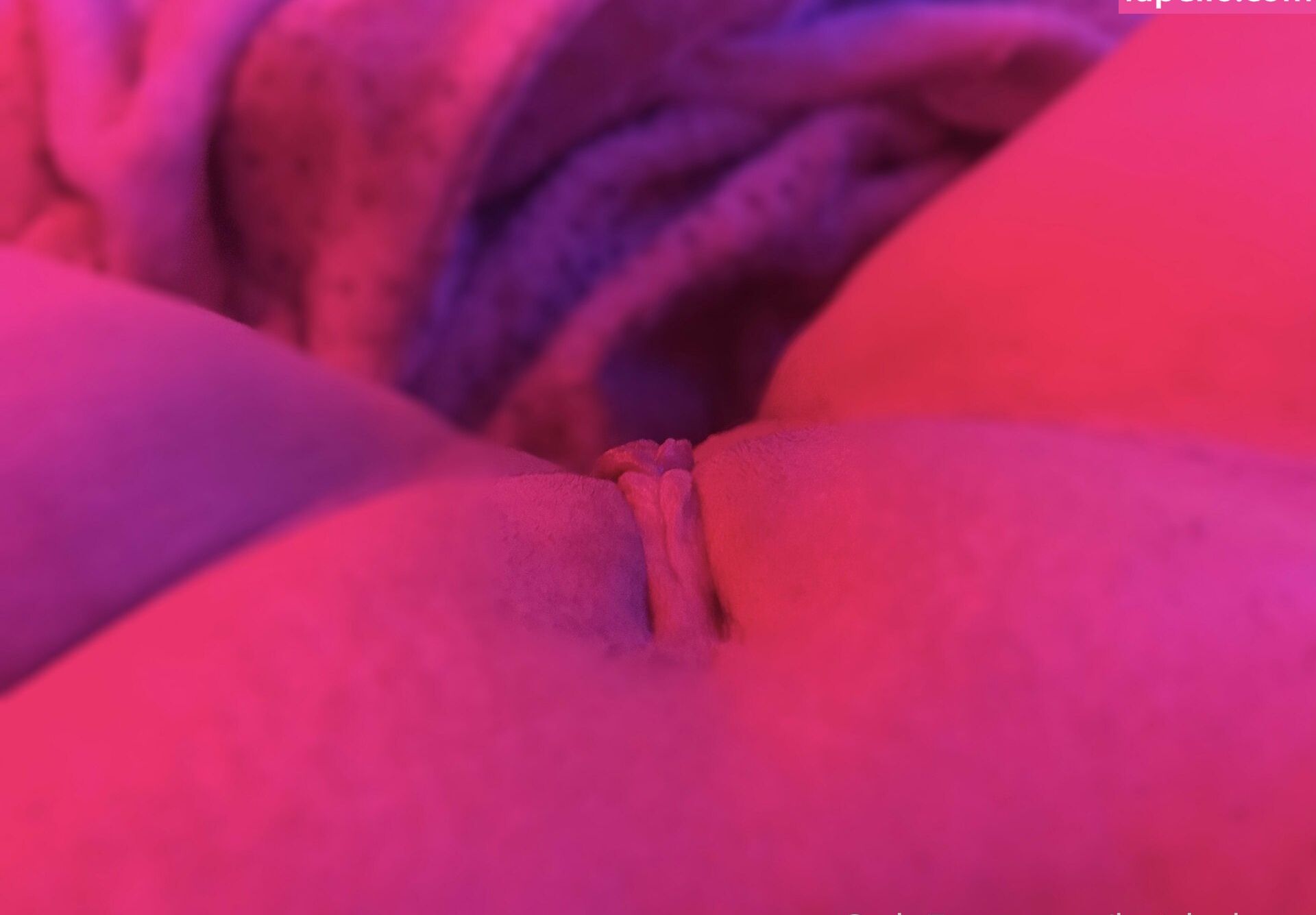 KatTheKunt desnuda #109452445