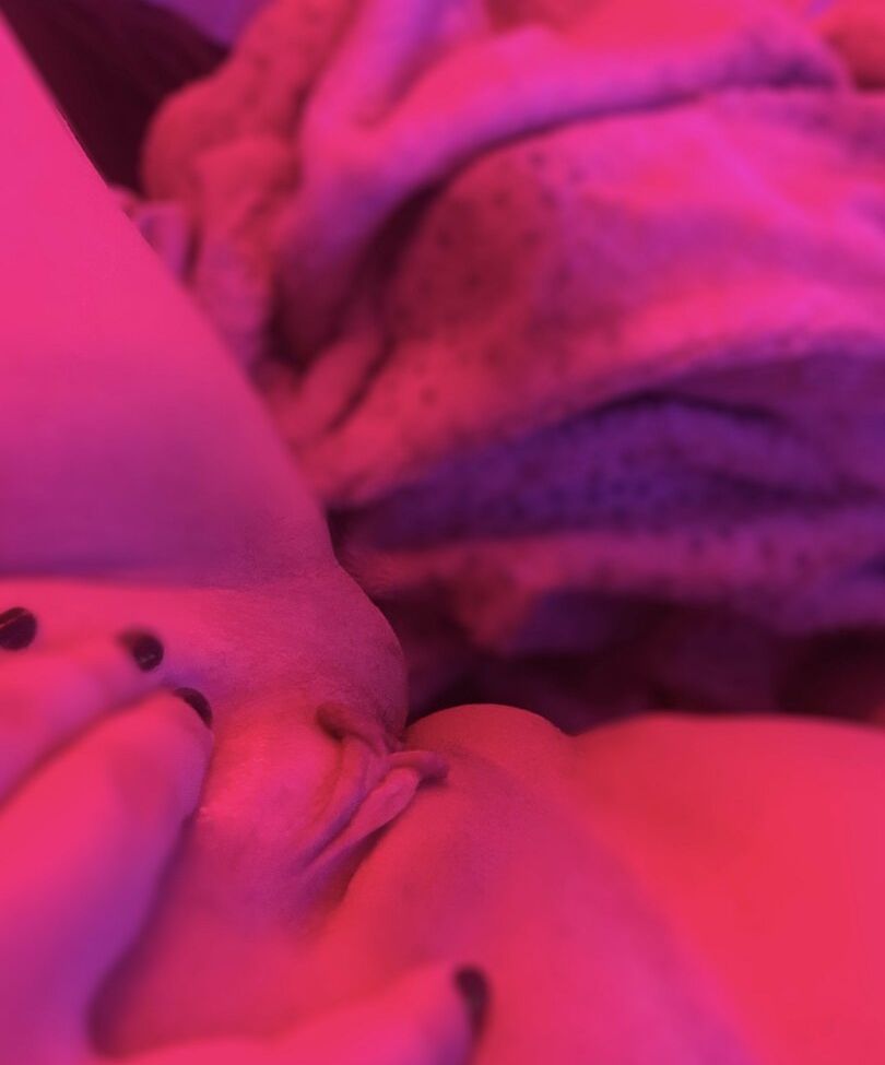 KatTheKunt desnuda #109452524