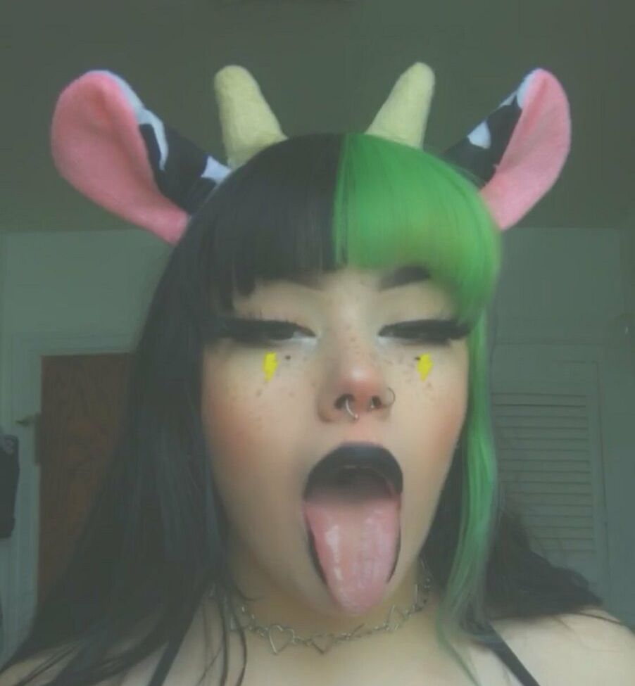 KatTheKunt desnuda #109453201