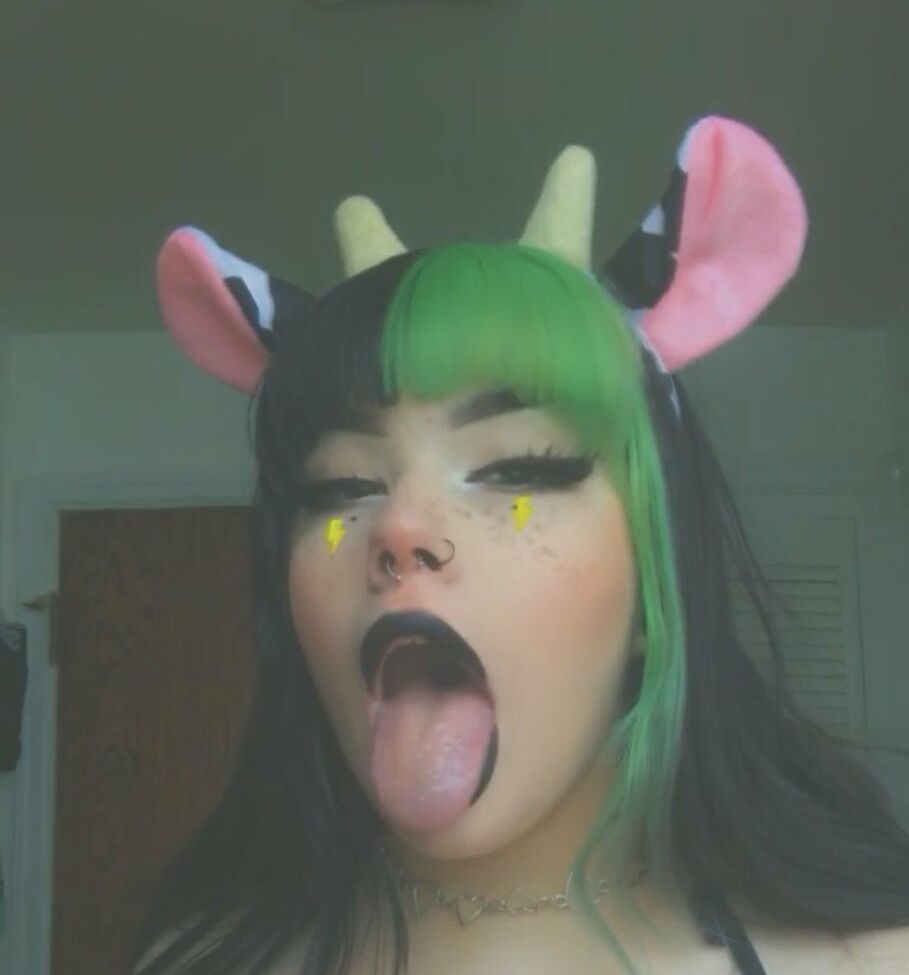 KatTheKunt desnuda #109453203