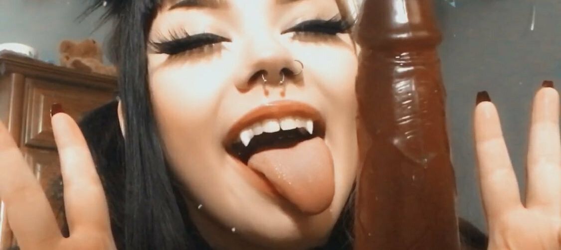 KatTheKunt desnuda #109453247