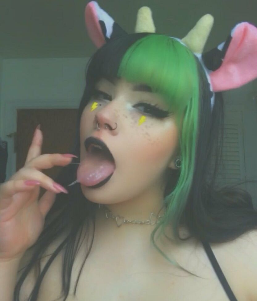 KatTheKunt desnuda #109453266