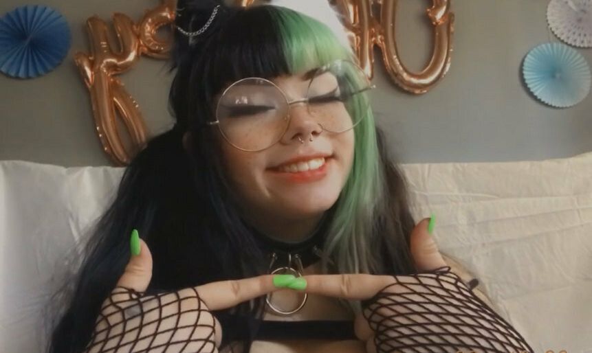 KatTheKunt desnuda #109453353