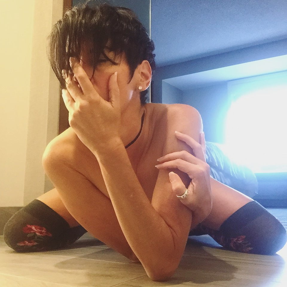 Facebook milfs
 #99657088