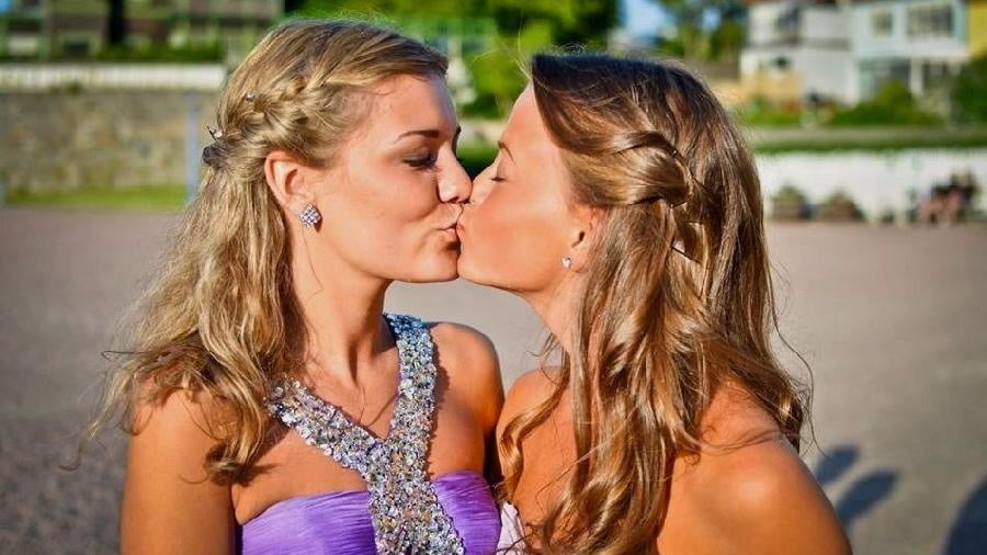 Mis lesbisch 106
 #94290592