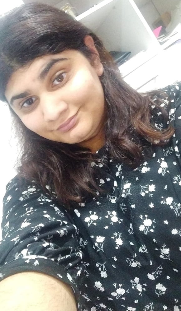 Would you fuck this ugly desperate Indian girl? #91574902