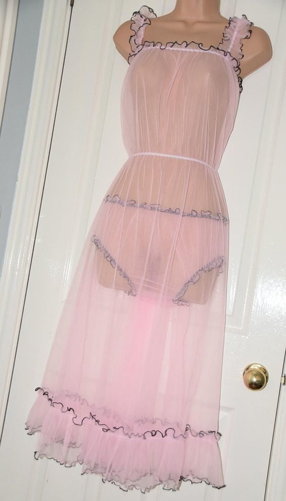 Resbalón, medio resbalón
 #90396485