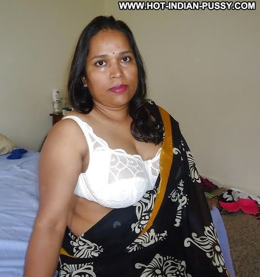 Rozee big boobs bhabhi #103820387