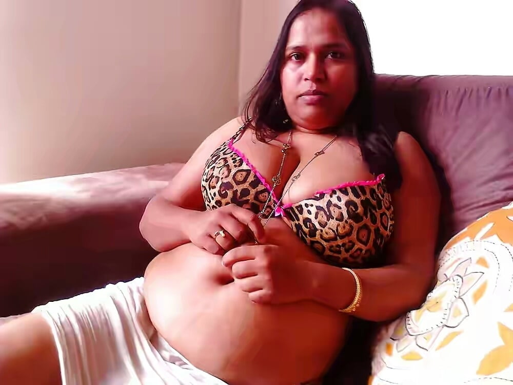Rozee big boobs bhabhi #103820413