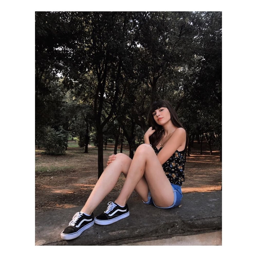 Mujeres vestidas sexy
 #94572571