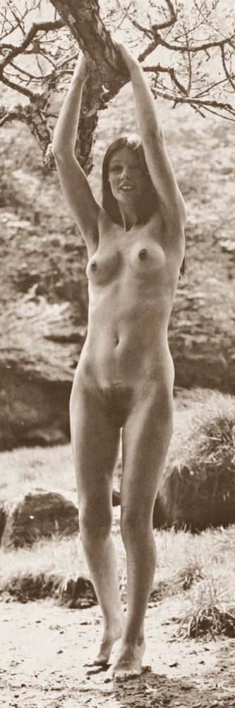 Vintage Nudisten 24
 #92086378