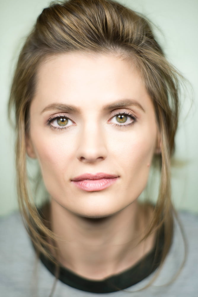 Stana katic 2
 #105182137