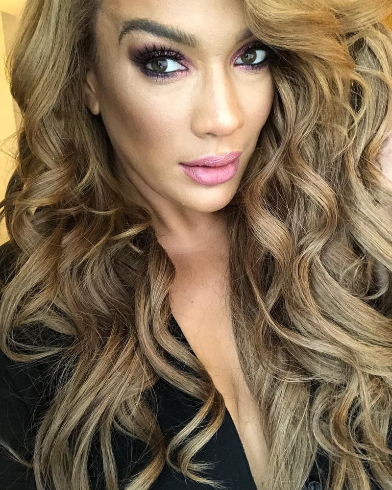 Nia jax wwe
 #103879236