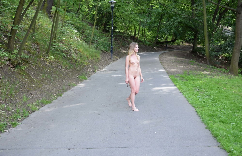 Tree Huggers 393 #80557570