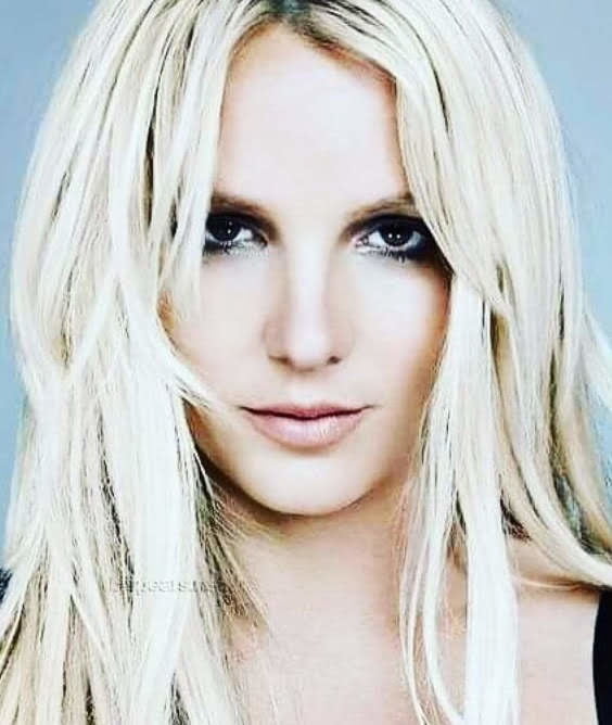 Britney spears
 #103267833