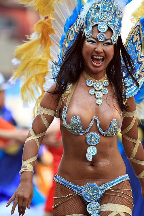 Rio Karneval Mädchen
 #92795395