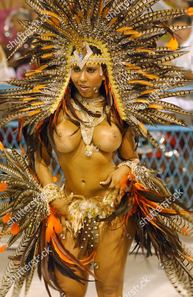 Rio Karneval Mädchen
 #92795402