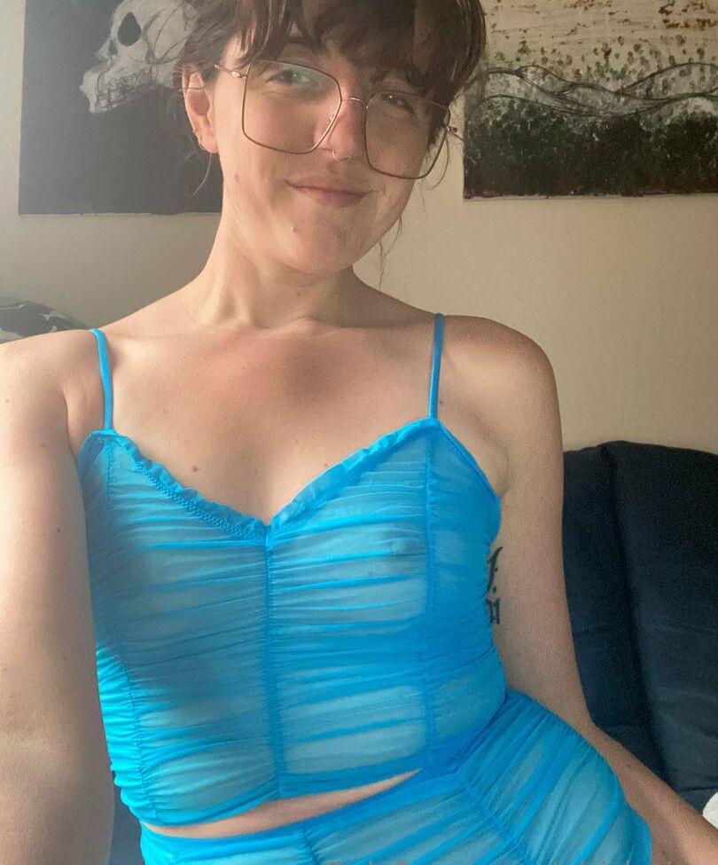 Old_lotion desnuda #108238582