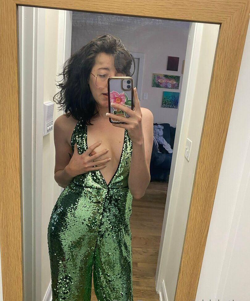 Old_lotion desnuda #108238586