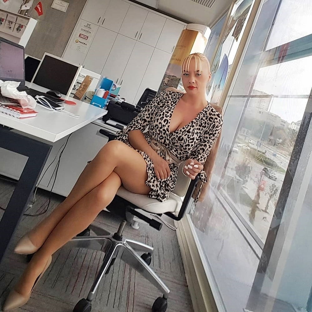 Turkish delight milf blonde no nude dress skirt curvy hot
 #102889705