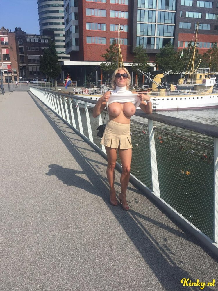 Cecilie: holländische Eskorte mit riesigen Fake-Titten!
 #82179142