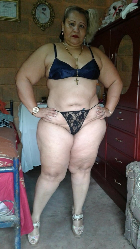 Mrs Mayra 58 yo is a naughty cleaning lady part 2 #99063115