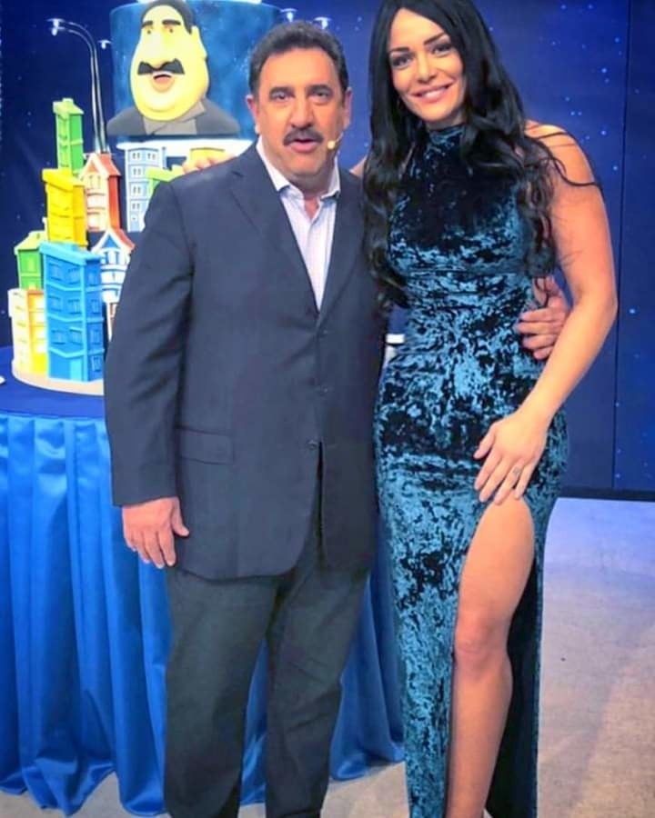 Rhenata schimidt putona gostosa
 #91638529