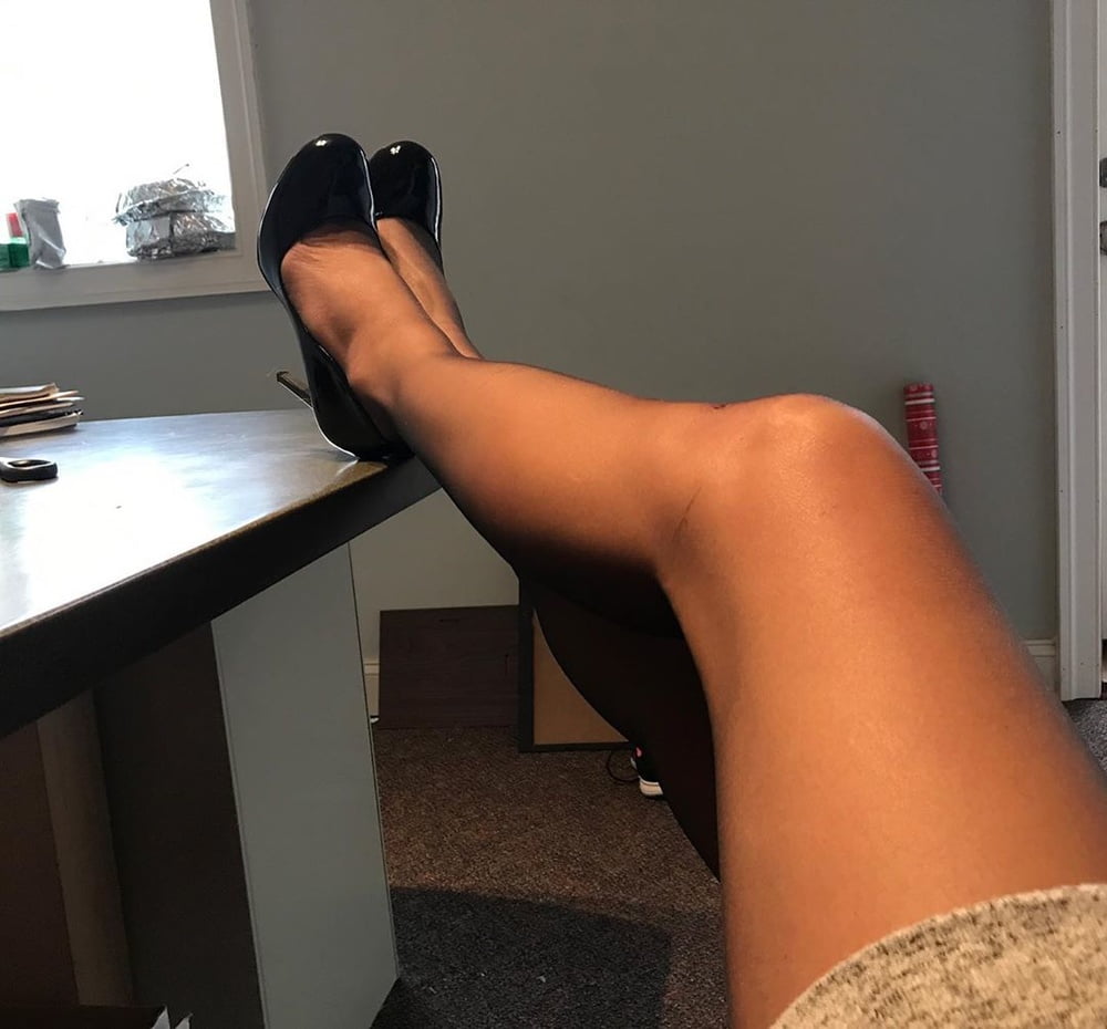 Meine sexy heiße Beine Krankenschwester
 #95774264