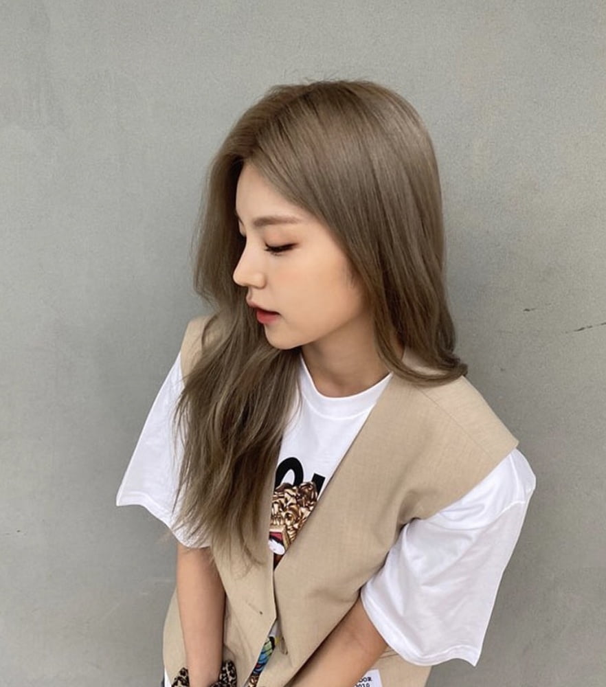 Hwang Yeji - ITZY #94014992