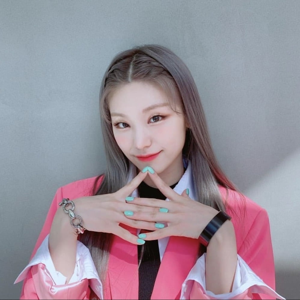 Hwang Yeji - ITZY #94015029