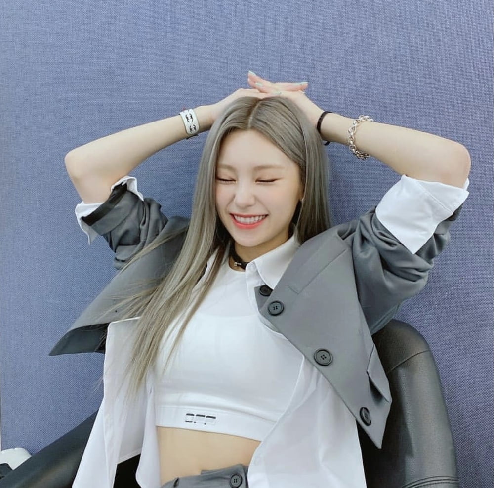 Hwang Yeji - ITZY #94015032